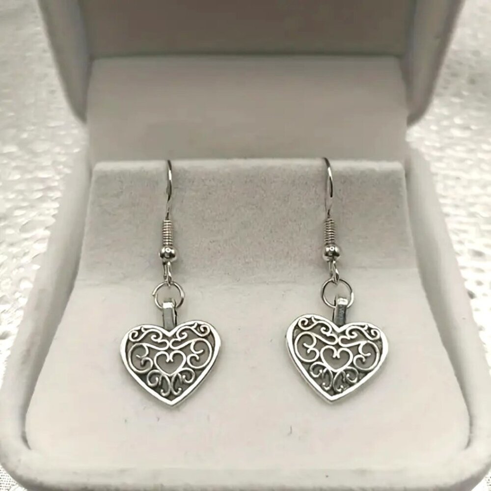 Heart Shaped Filigree Drop Earrings‎ 1.7cm/0.67in Size Silver Tone Lightweight &